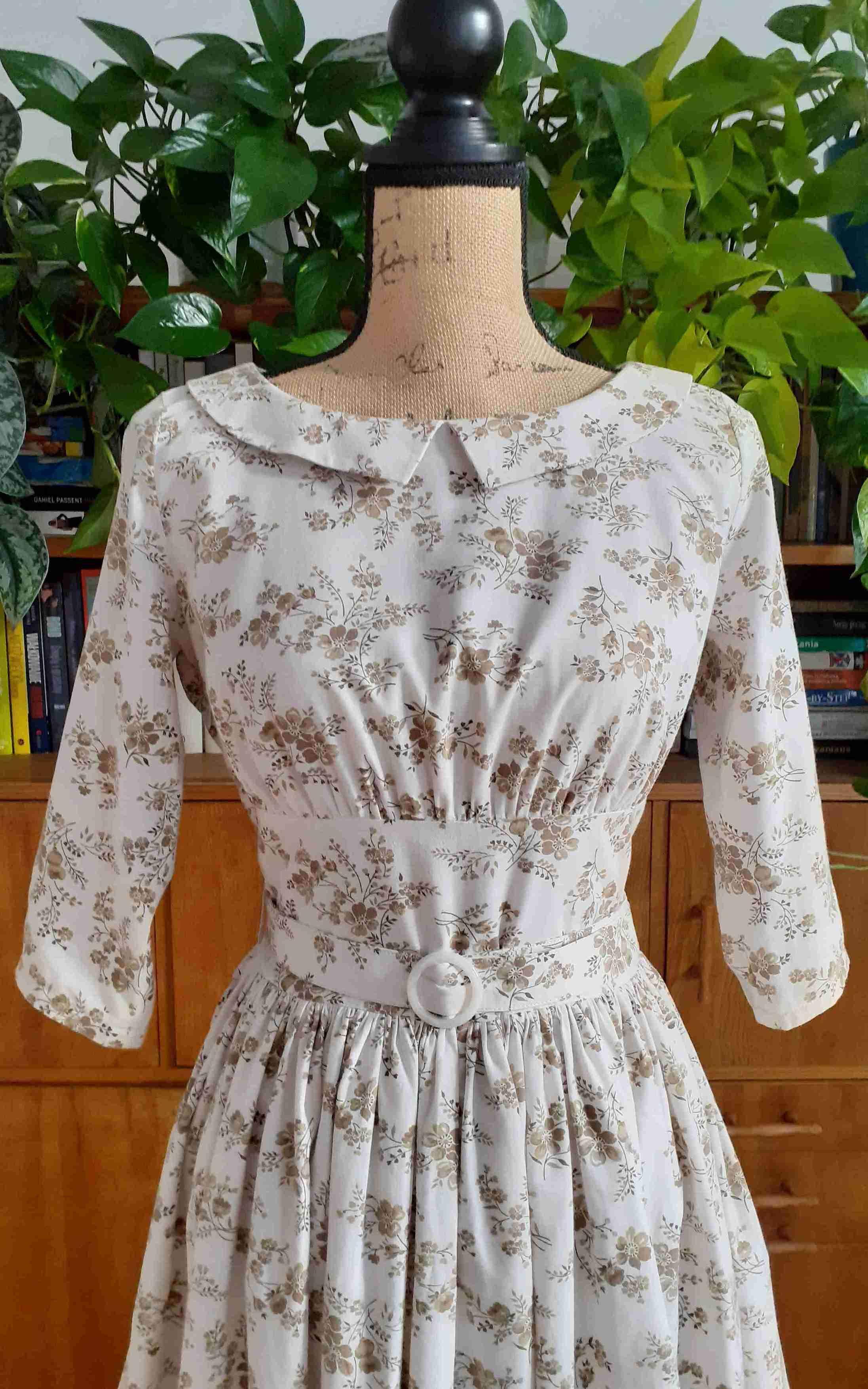 Sukienka retro w stylu lat 50-tych 1