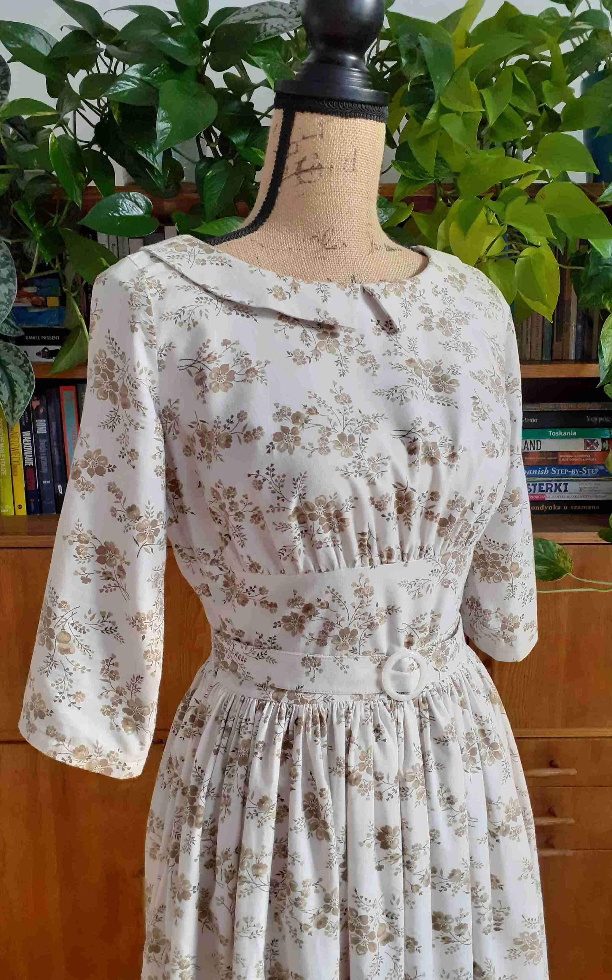 Sukienka retro w stylu lat 50-tych 3