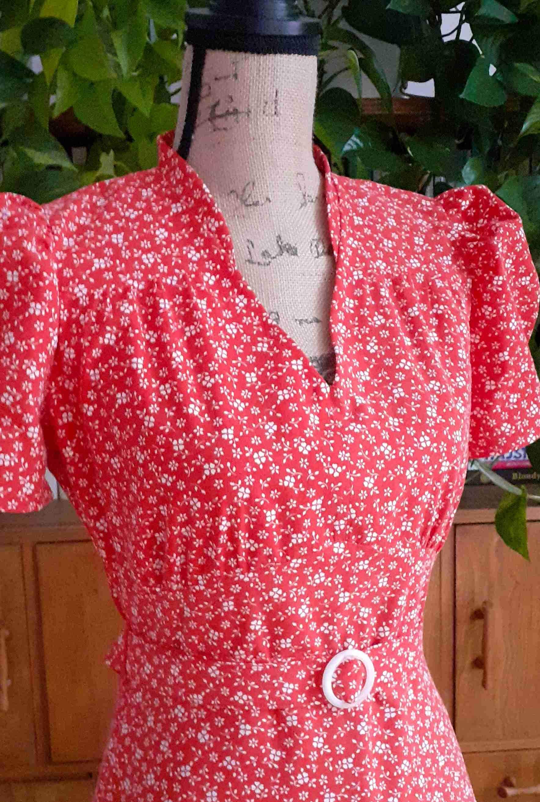 Sukienka retro w stylu lat 40-tych 3